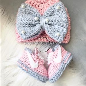 Meet your Posher, Casandra